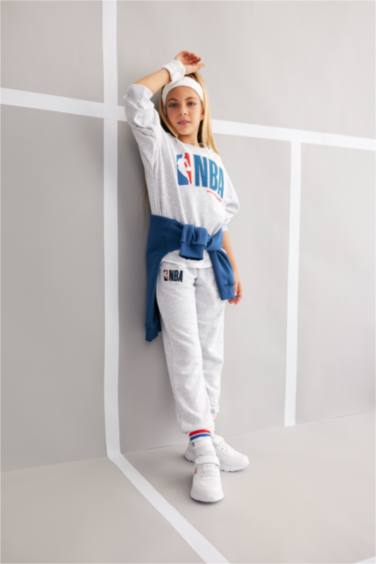 Girl NBA Logo Relax Fit Sweatpant