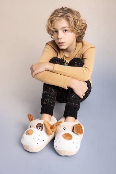 بوت منزلي اولادي بكعب مسطح بدون أربطة