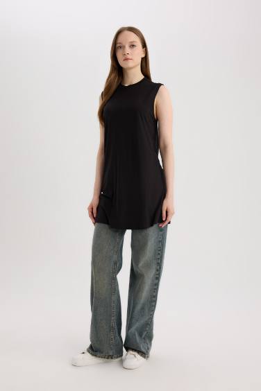 Regular Fit Crew Neck Sleeveless Basic Tunic