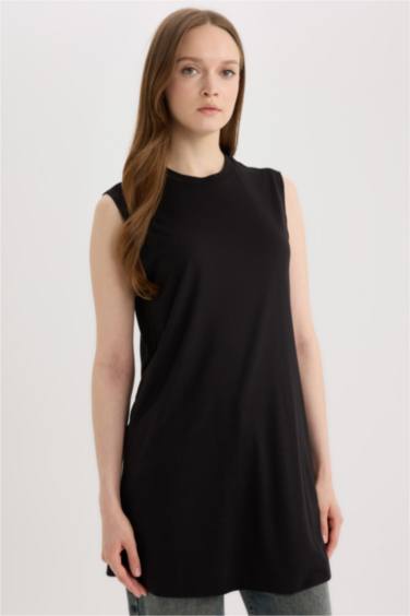Regular Fit Crew Neck Sleeveless Basic Tunic