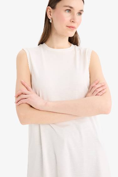 تونيك قصة عادية بياقة مستديرة