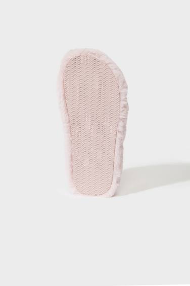 Chaussons à semelle plate pour femme