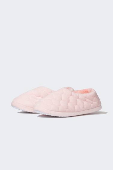 Woman Flat Sole Home Slipper