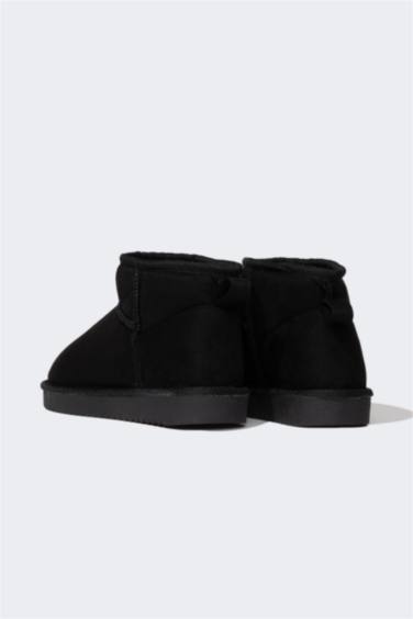 Woman Flat Sole Winter Boots