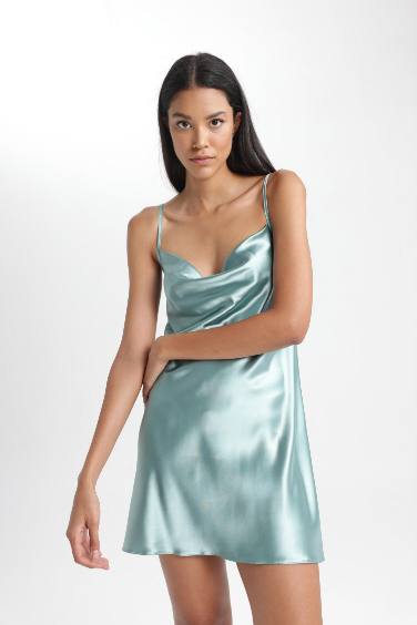 Fall in Love Regular Fit Degaje Yaka Ayarlanabilir Askılı Bride Saten Gecelik