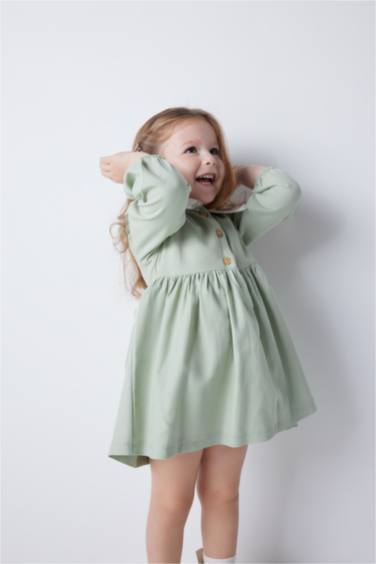 فستان فلورال قصة عادية كم طويل بياقة كبيرة