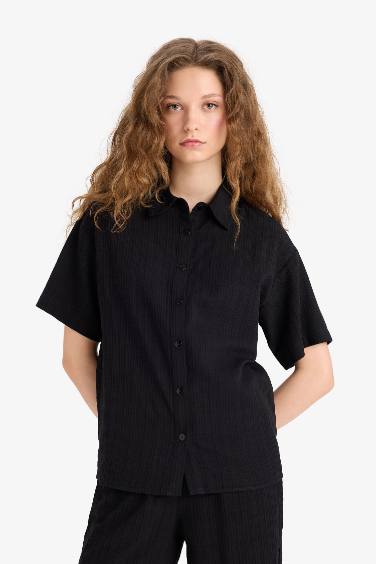 Oversize Fit Basic Short Sleeve Shirt