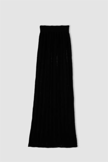 Спідниця приталеного крою