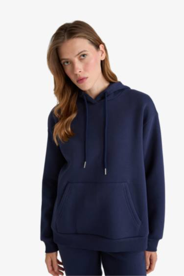 سويت شيرت بيزك قصة مريحة بكابيشون