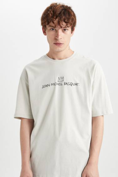 Oversize Fit Jean-Michel Basquiat Licensed Crew Neck Printed T-Shirt