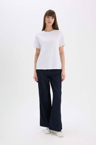 Regular Fit Bisiklet Yaka Basic Düz Premium Kısa Kollu Beyaz Tişört