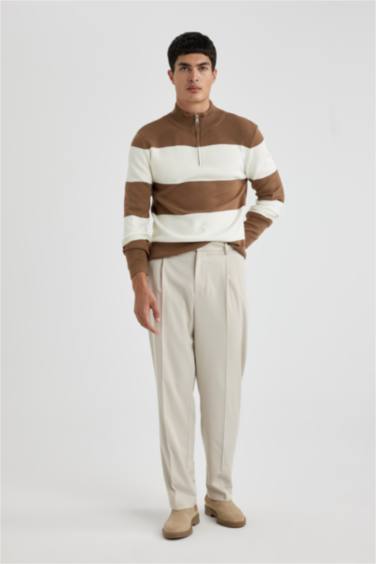 Пуловер стандартного крою з коміром стійкою трикотажний для чоловіків