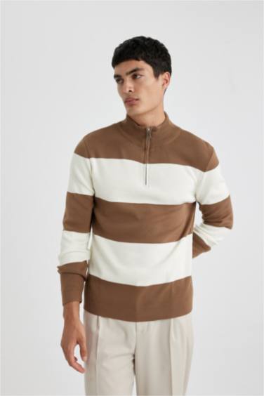 Пуловер стандартного крою з коміром стійкою трикотажний для чоловіків