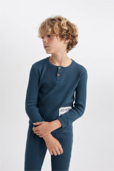 طقم بيجاما وافل قصة عادية من قطعتين