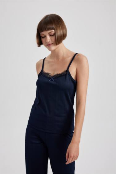 Regular Fit Askılı Pijama Üstü-Fall in Love