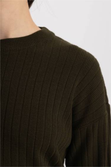 بنطلون تريكو قصة مريحة