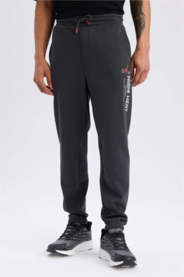 DeFactoFit NBA Miami Heat Kalın Jogger Eşofman Altı Standart Fit Beli Bağcıklı Cepli