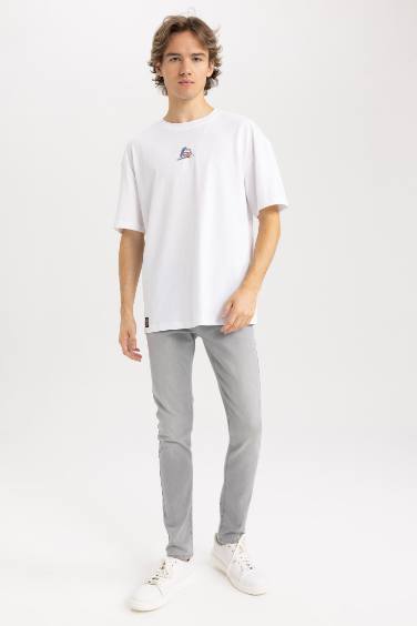 بنطلون جينز سوبر سكيني فيت بخصر عادي