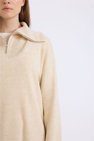 Regular Fit Fermuarlı Dik Yaka Triko Kazak Tunik