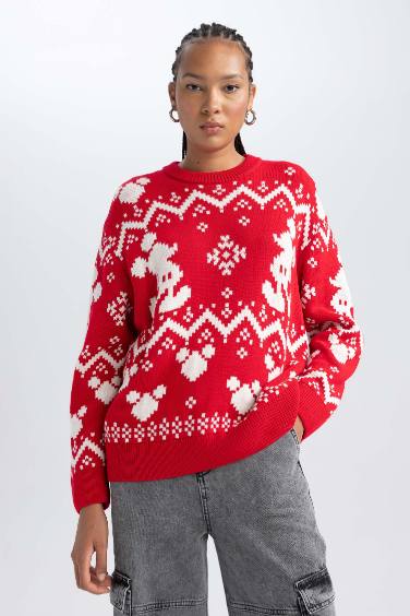 Disney Mickey & Minnie Christmas Themed Knit Pullover