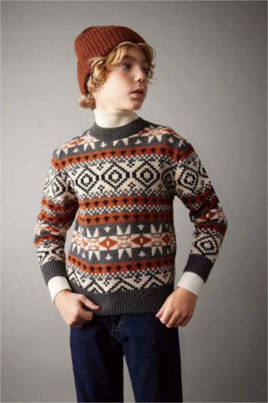 Свитер с круглым вырезом для мальчиков