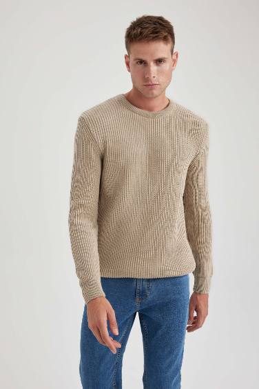 Standard Fit Crew Neck Knitwear Pullover