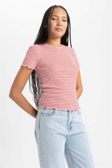 تي شيرت نص ردن سليم فيت بياخة مستديرة