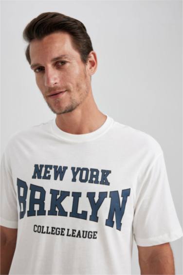 Regular Fit Crew Neck Short Sleeve T-Shirt