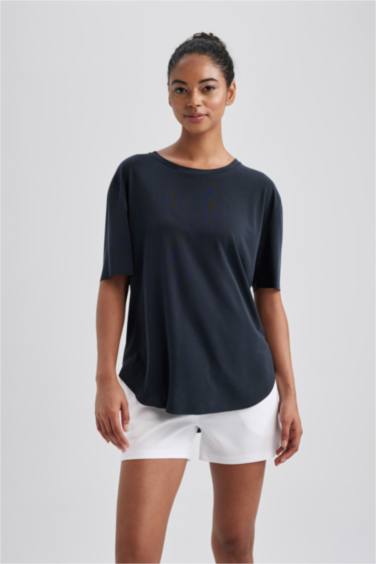 DeFactoFit Oversize Premium Bisiklet Yaka Sporcu Kısa Kollu Tişört