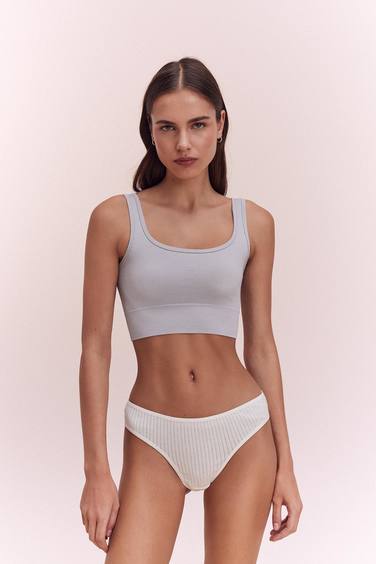 Comodo Strap Sports bra white Small Egyptian cotton 100% (Beige, XL): Buy  Online at Best Price in Egypt - Souq is now