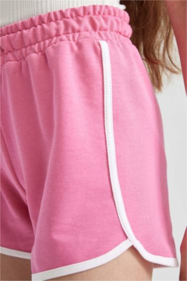 شورت بناتي قصة عادية