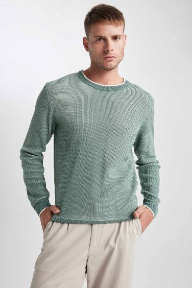 Standard Fit Crew Neck Knitwear Pullover