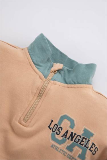 طقم ولادي سويت شيرت وسويت بانتس قصة عادية - قطعتين