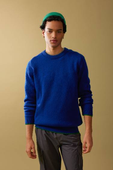 Standard Fit Crew Neck Knitwear Pullover