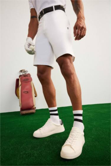 شورت قصير رياضي قصة عادية من DeFactoFit