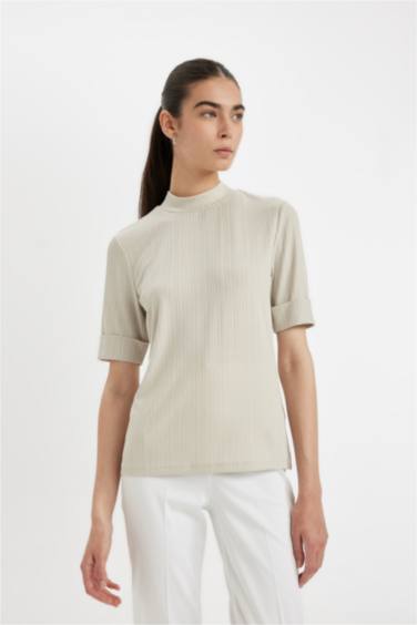 Regular Fit Half Turtleneck Camisole Short Sleeve T-Shirt