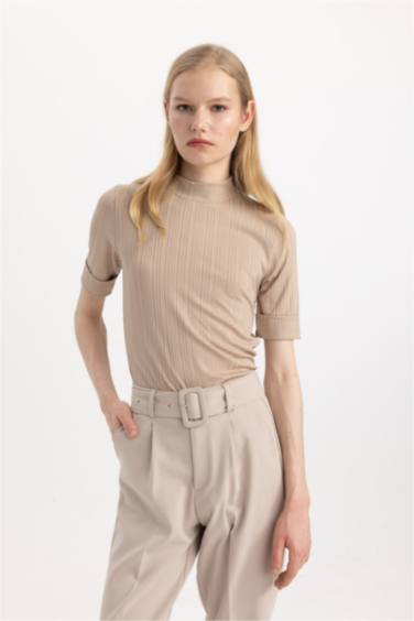 Regular Fit Half Turtleneck Short Sleeve T-Shirt