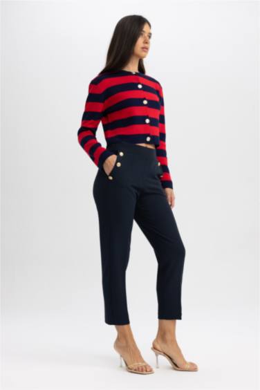 Брюки Carrot Fit базовые с высокой талией