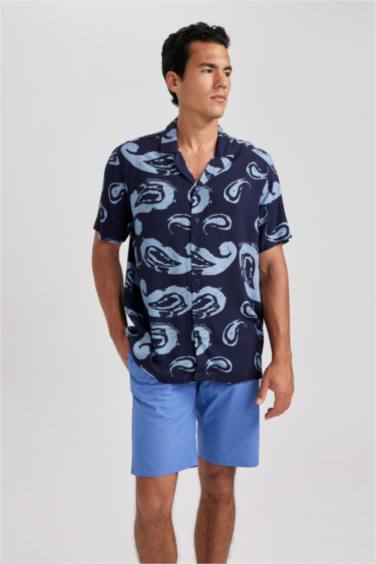 قميص فيسكوز مطبوع بقصة مريحة