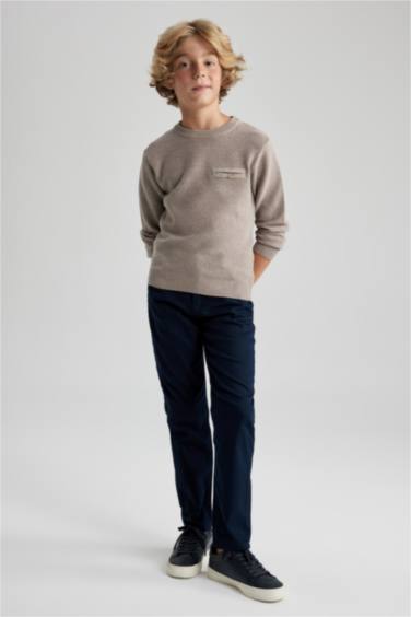 بلوفر تريكو اولادي قصة عادية برقبة مستديرة