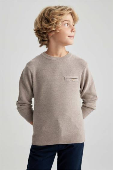 بلوفر تريكو اولادي قصة عادية برقبة مستديرة