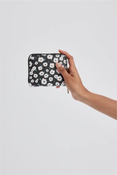 Woman Faux Leather Wallets