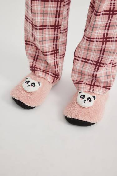 Woman Panda Themed Plush Home Slippers