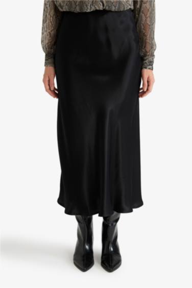 A Cut Satin Normal Waist Midi Skirt