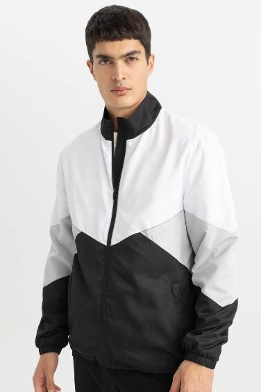 Water Repellent Regular Fit Puffer Jacket