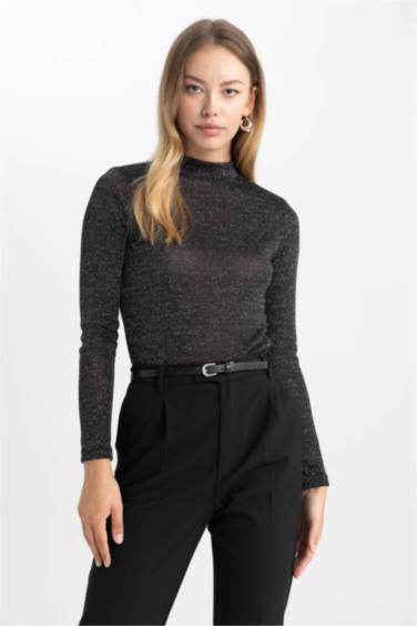 T-Shirt Coupe Slim Col de Tortue à Manches Longues