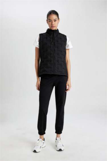 DeFactoFit Waterproof Slim Fit Zippered Sports Vest