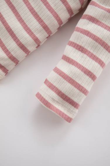 طقم بيجاما بيبي بناتي مخطط مضلع قصة عادية - قطعتين