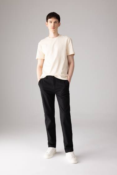 Regular Fit Regular Hem Zipper Pocket Gabardine Chino Pants