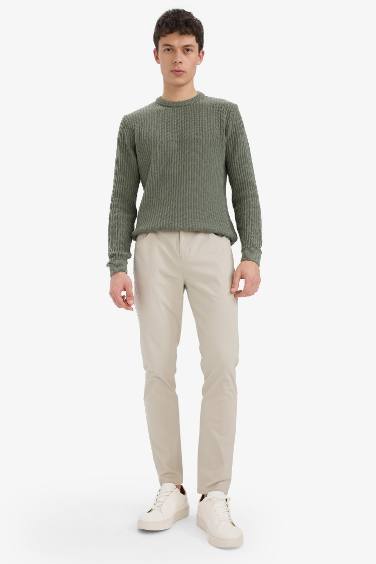 سروال سليم فيت بساق ضيق